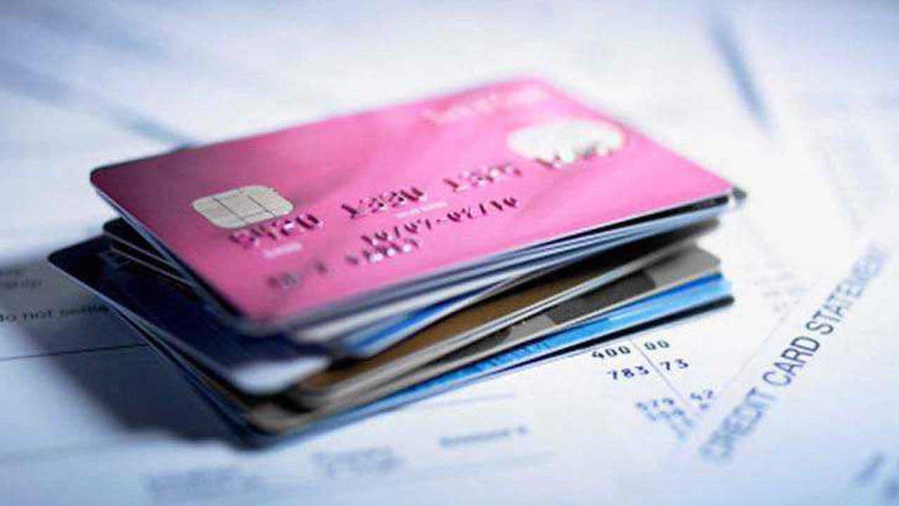Maaşınıza Kredi Kartı Borcu Dolayısıyla Haciz Gelebilir Mi?